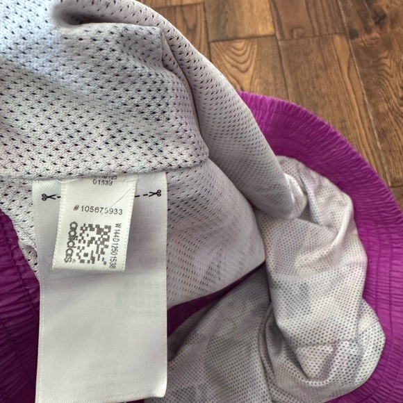 adidas Junior Kids Windbreaker in Vibrant Purple Size XL - Picture 3 of 6